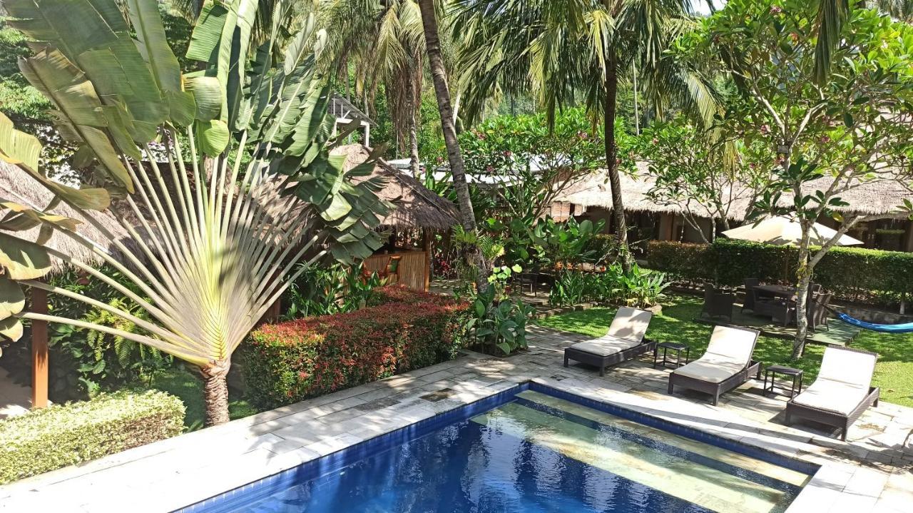 Mama Bella'S Retreat Bed and Breakfast Senggigi Exteriör bild