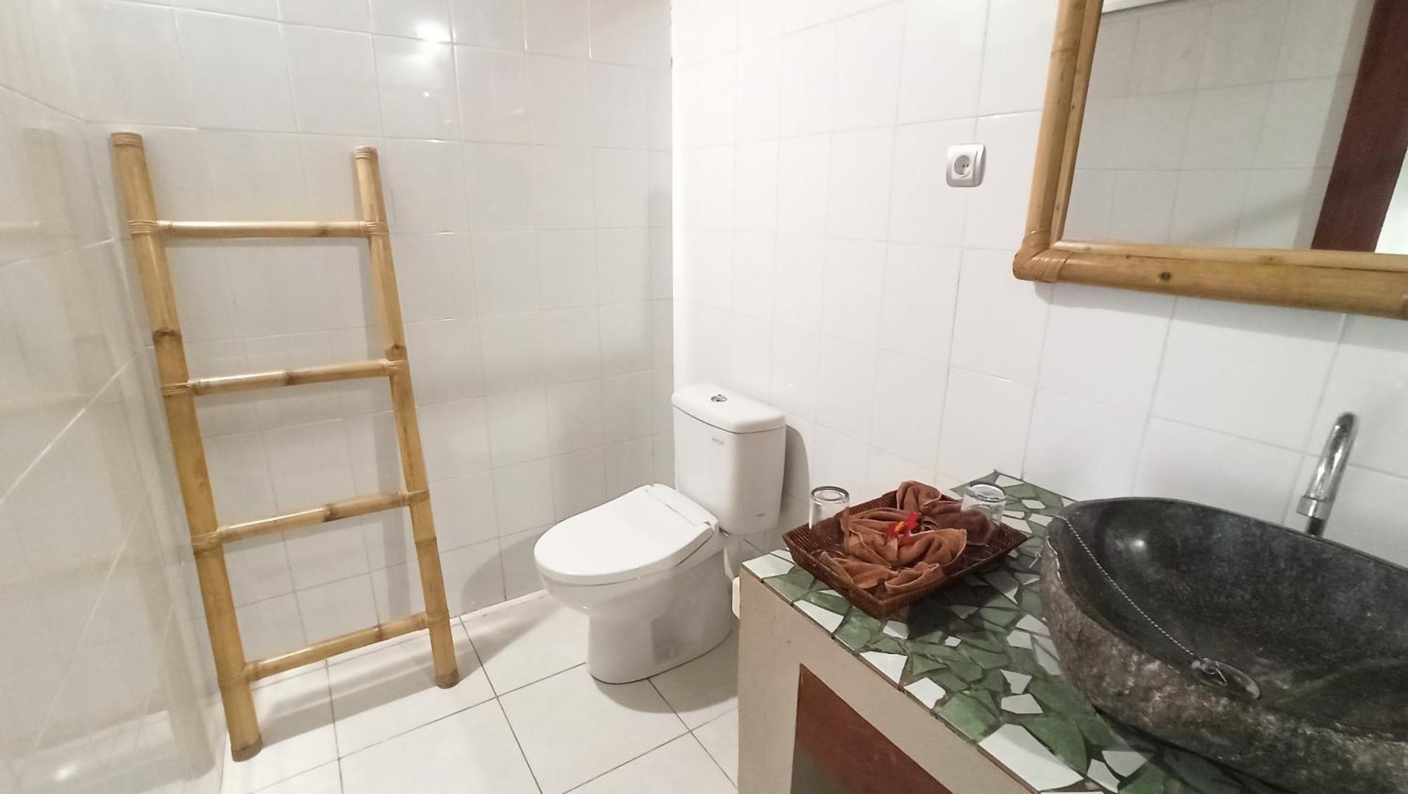 Mama Bella'S Retreat Bed and Breakfast Senggigi Rum bild