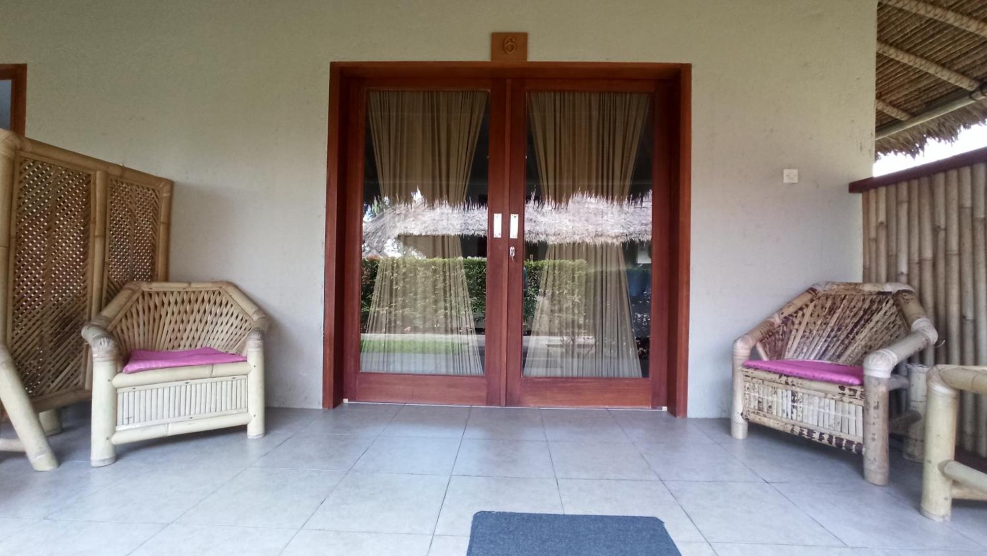 Mama Bella'S Retreat Bed and Breakfast Senggigi Rum bild